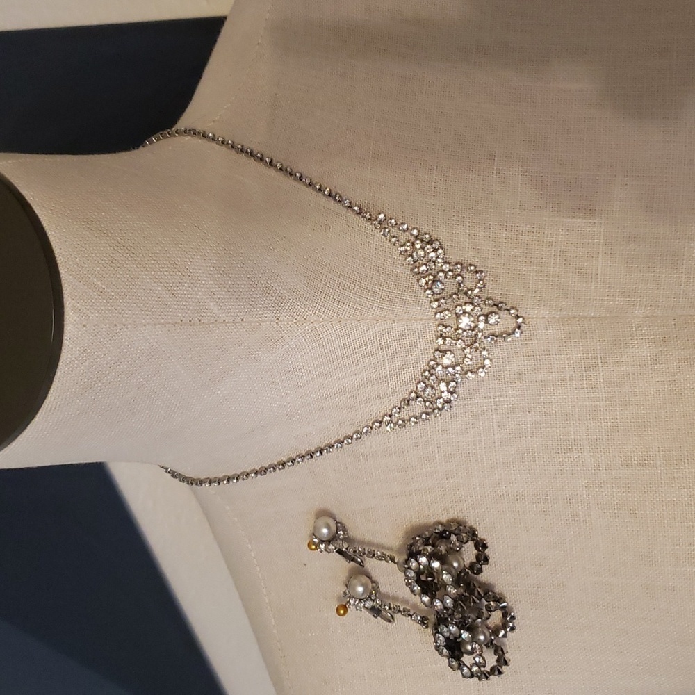 Vintage rhinestone necklace and clip back pearl and rhinestone earrings